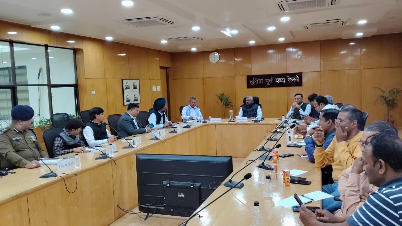 रेल यात्रियों के लिए खुशखबरी, न्यू माल स्टेशन पर ठहराव